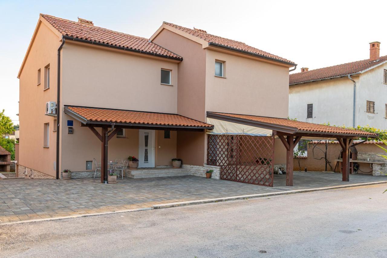 Kuca Lana Apartment Medulin Luaran gambar